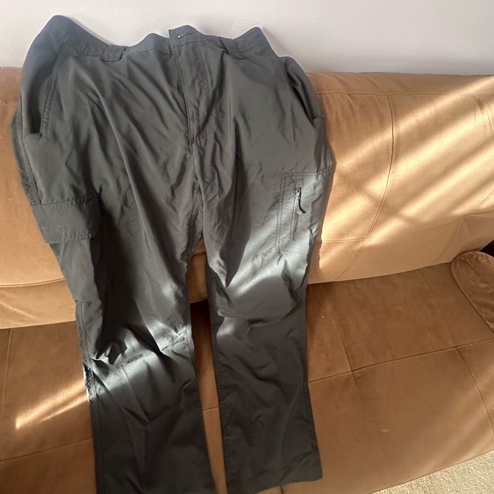 Men's Black Columbia Cargo Pants